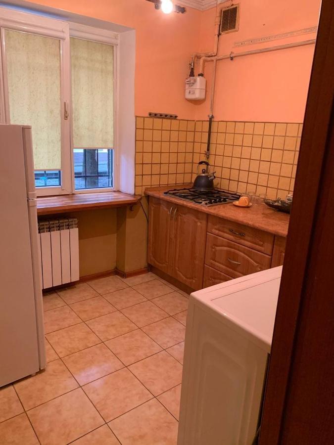 Апартаменти З Усіма Зручностями Chernivtsi Luaran gambar